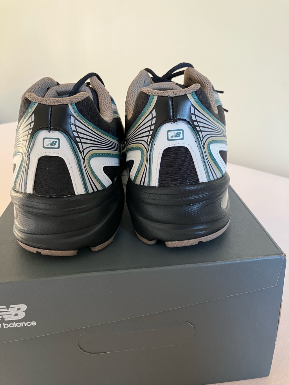 New Balance 740 Black Silver Teal Men’s 10 Women’s 11.5 U740GO2 - Picture 6 of 7